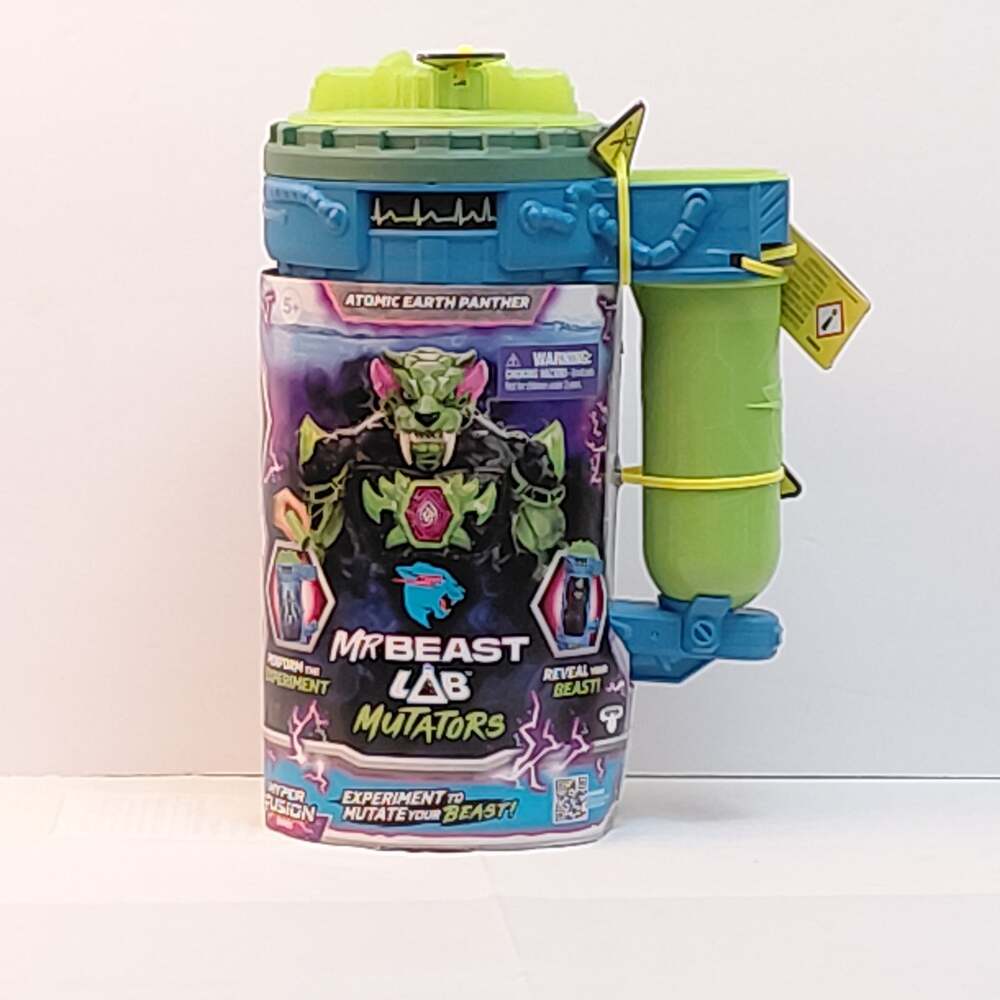 New MrBeast Lab Hyper Fusion Mutators Atomic Earth Panther Action Figure Sealed